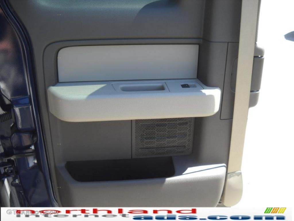 2010 F150 XLT SuperCab 4x4 - Dark Blue Pearl Metallic / Medium Stone photo #13