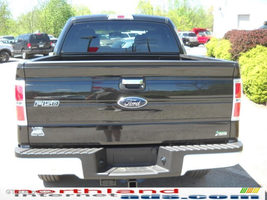 2010 F150 XLT SuperCrew 4x4 - Tuxedo Black / Medium Stone photo #7