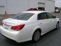 Blizzard White Pearl - Avalon Limited Photo No. 4