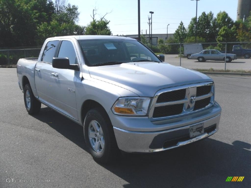 2010 Ram 1500 SLT Crew Cab 4x4 - Bright Silver Metallic / Dark Slate/Medium Graystone photo #5