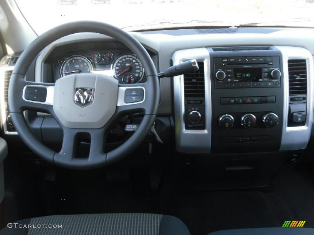 2010 Ram 1500 SLT Crew Cab 4x4 - Bright Silver Metallic / Dark Slate/Medium Graystone photo #14