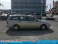 Jackpot Gold Metallic 2001 Ford Focus SE Wagon