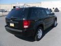 Black - Grand Cherokee Laredo Photo No. 4