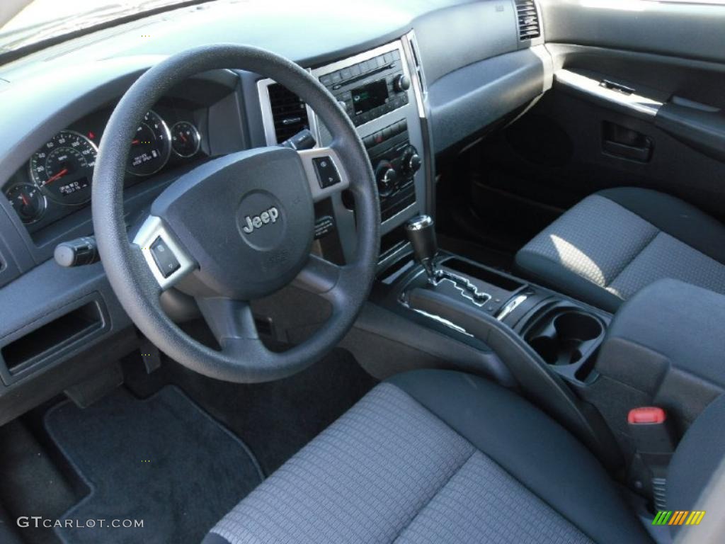 2008 Grand Cherokee Laredo - Black / Dark Slate Gray photo #25