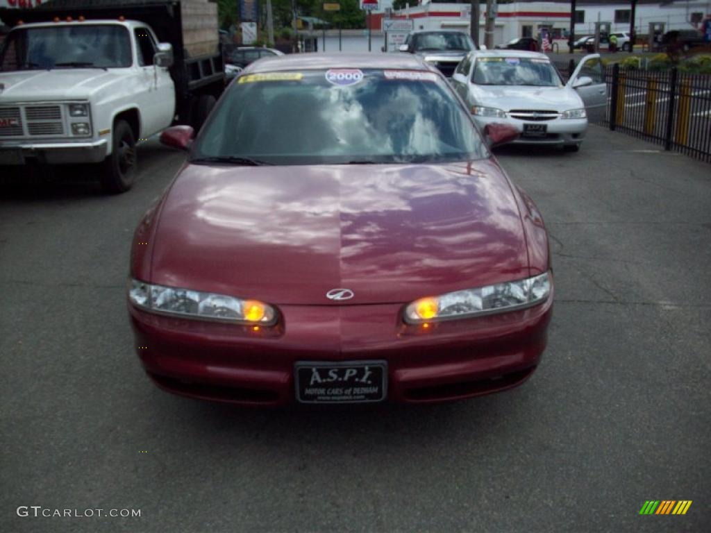 2000 Intrigue GL - Ruby Red Metallic / Neutral photo #2