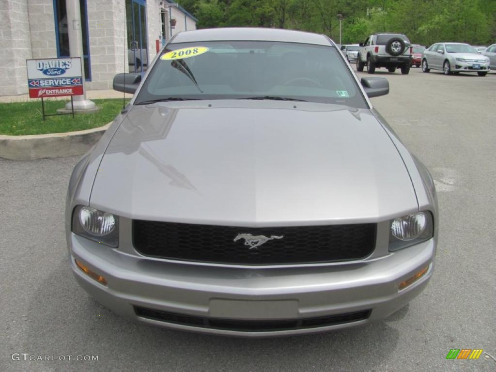 2008 Mustang V6 Deluxe Coupe - Vapor Silver Metallic / Dark Charcoal photo #4