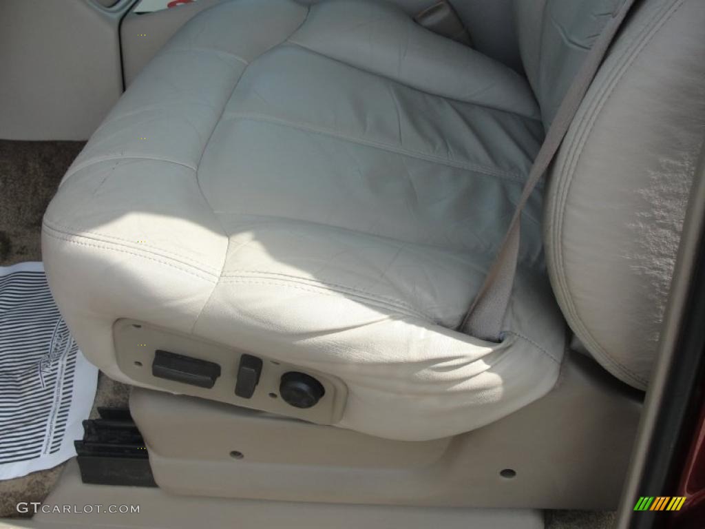 2001 Tahoe LT - Redfire Metallic / Tan/Neutral photo #36