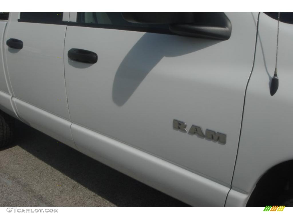 2008 Ram 1500 Big Horn Edition Quad Cab 4x4 - Bright White / Khaki photo #6