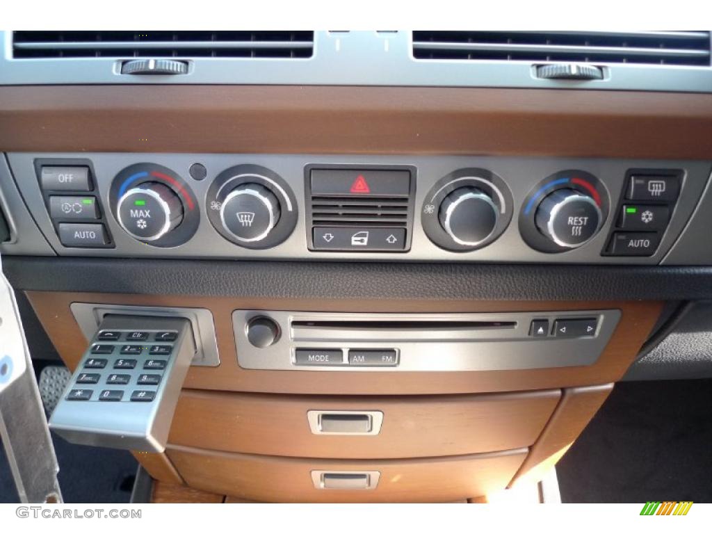 2008 7 Series 750i Sedan - Alpine White / Black photo #44