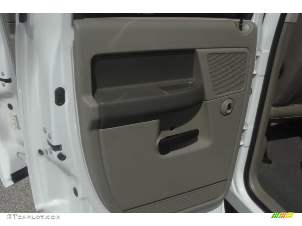 2008 Ram 1500 Big Horn Edition Quad Cab 4x4 - Bright White / Khaki photo #40