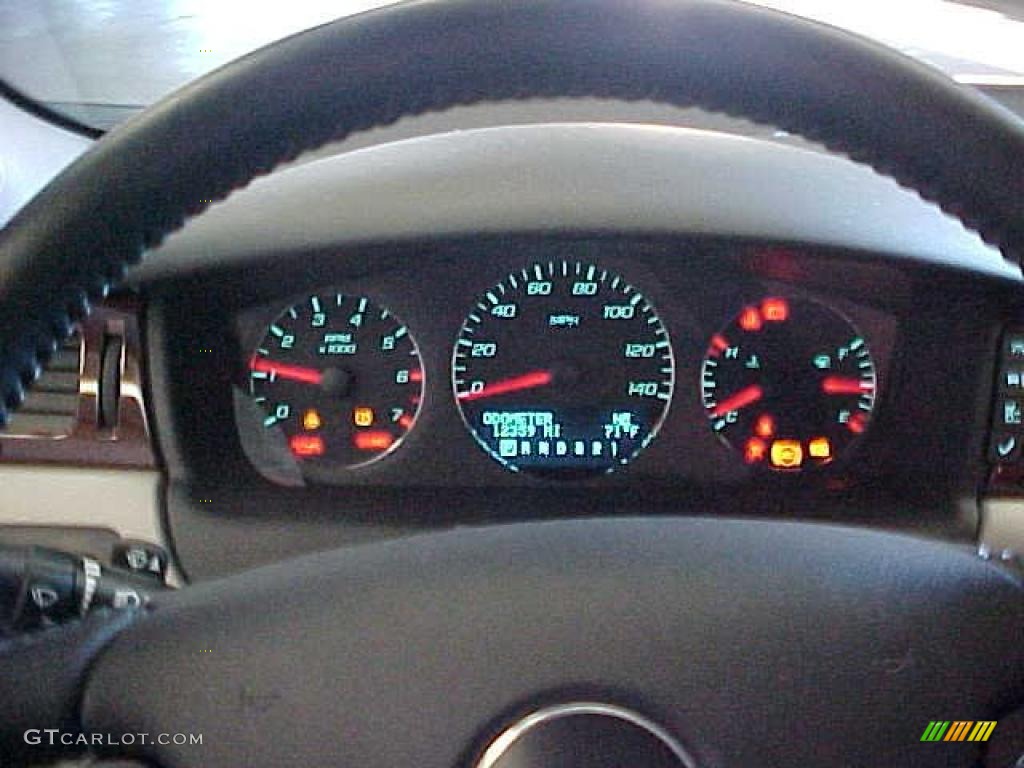 2010 Impala LT - Black / Neutral photo #20