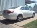 Super White - Camry LE Photo No. 16