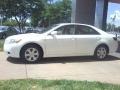Super White - Camry LE Photo No. 18