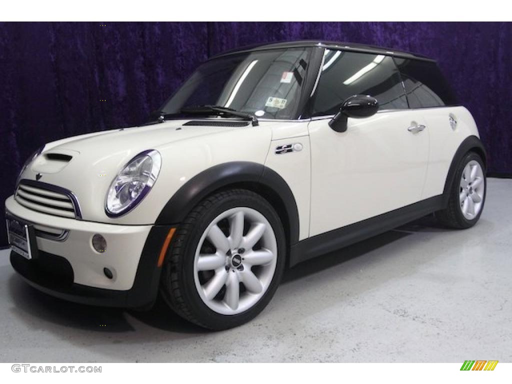 2004 Cooper S Hardtop - Pepper White / Panther Black photo #13