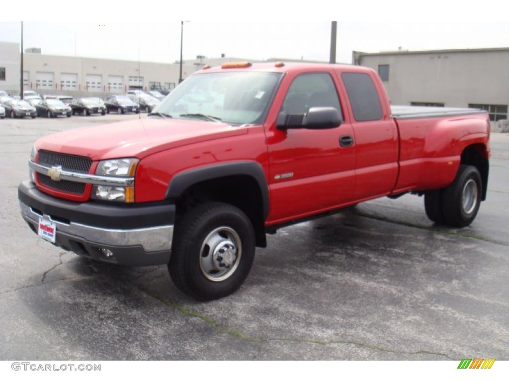 2004 Silverado 3500HD LS Extended Cab 4x4 Dually - Victory Red / Dark Charcoal photo #4