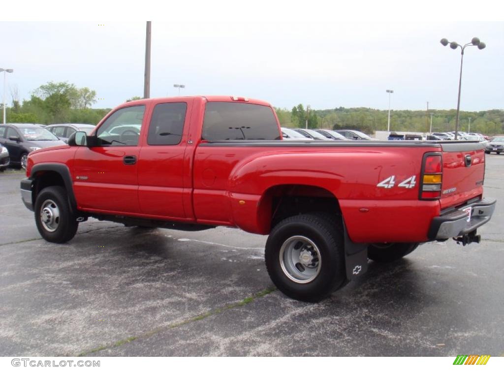 2004 Silverado 3500HD LS Extended Cab 4x4 Dually - Victory Red / Dark Charcoal photo #6