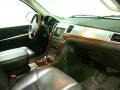 White Diamond - Escalade ESV AWD Photo No. 7