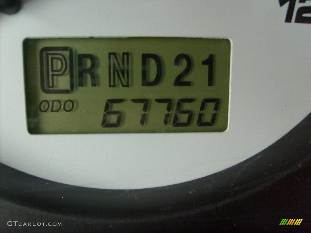 2003 Escape XLS V6 4WD - Satin Silver Metallic / Medium Dark Flint photo #20