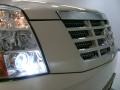 White Diamond - Escalade ESV AWD Photo No. 37