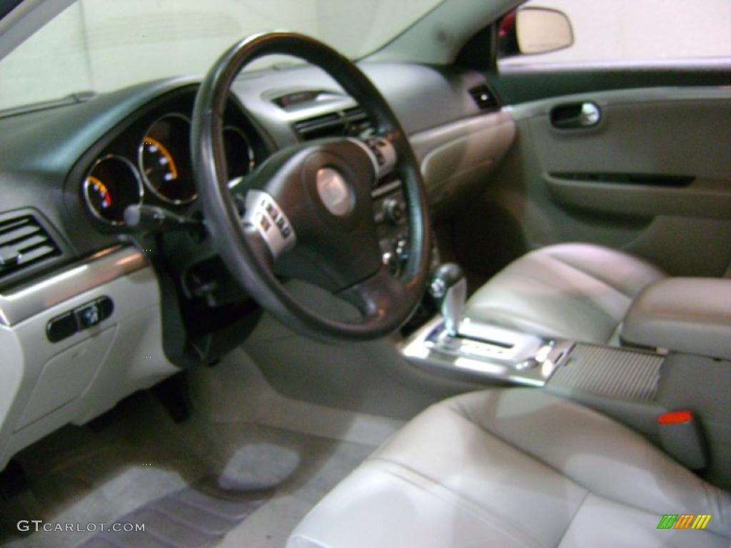 2009 Aura XR - Red Jewel Tintcoat / Gray photo #11