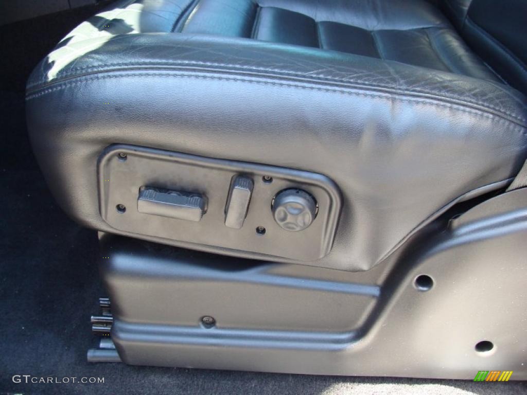 2006 H2 SUT - Black / Ebony photo #11