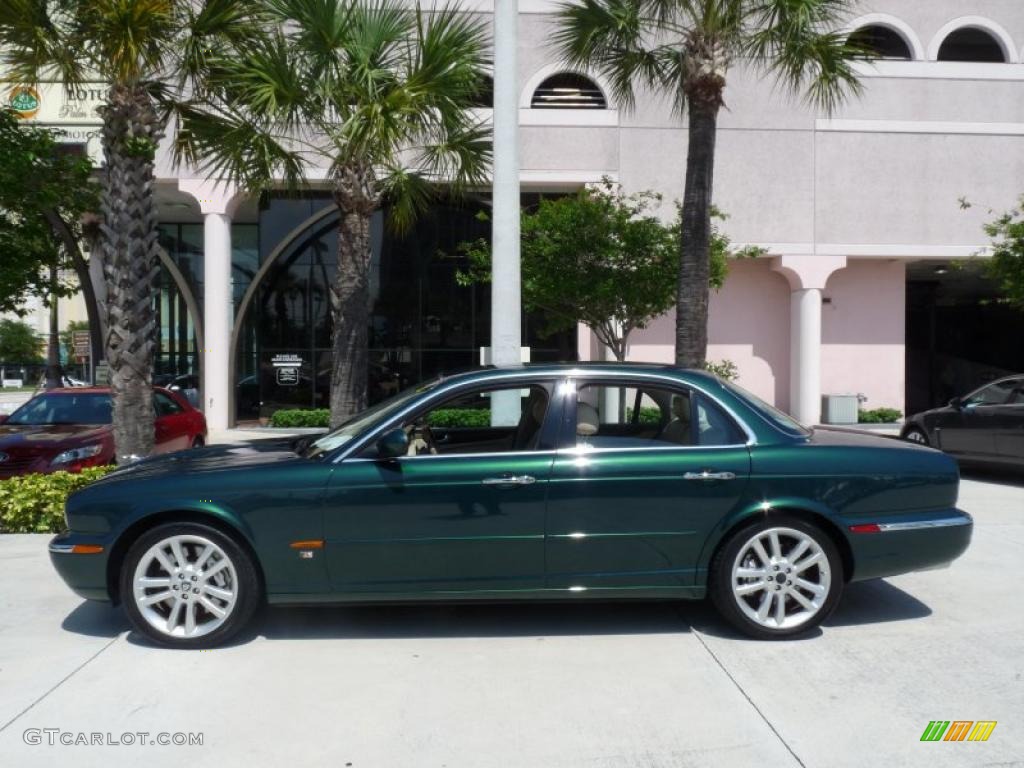 2004 XJ XJR - Jaguar Racing Green Metallic / Sand photo #3