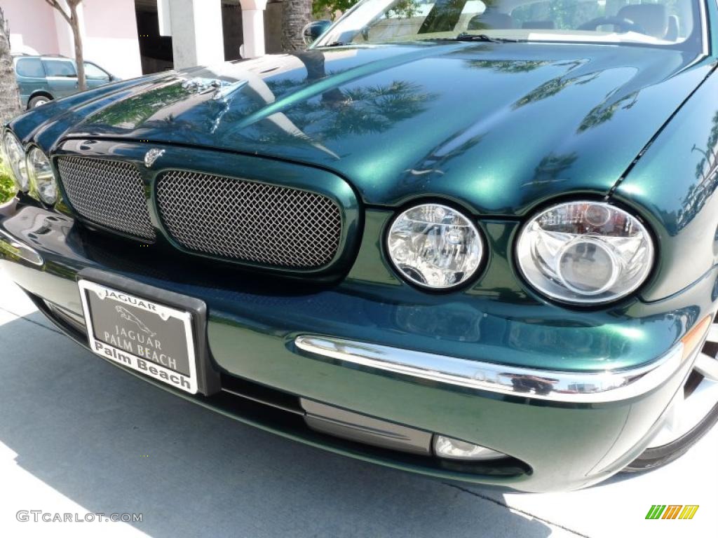2004 XJ XJR - Jaguar Racing Green Metallic / Sand photo #9