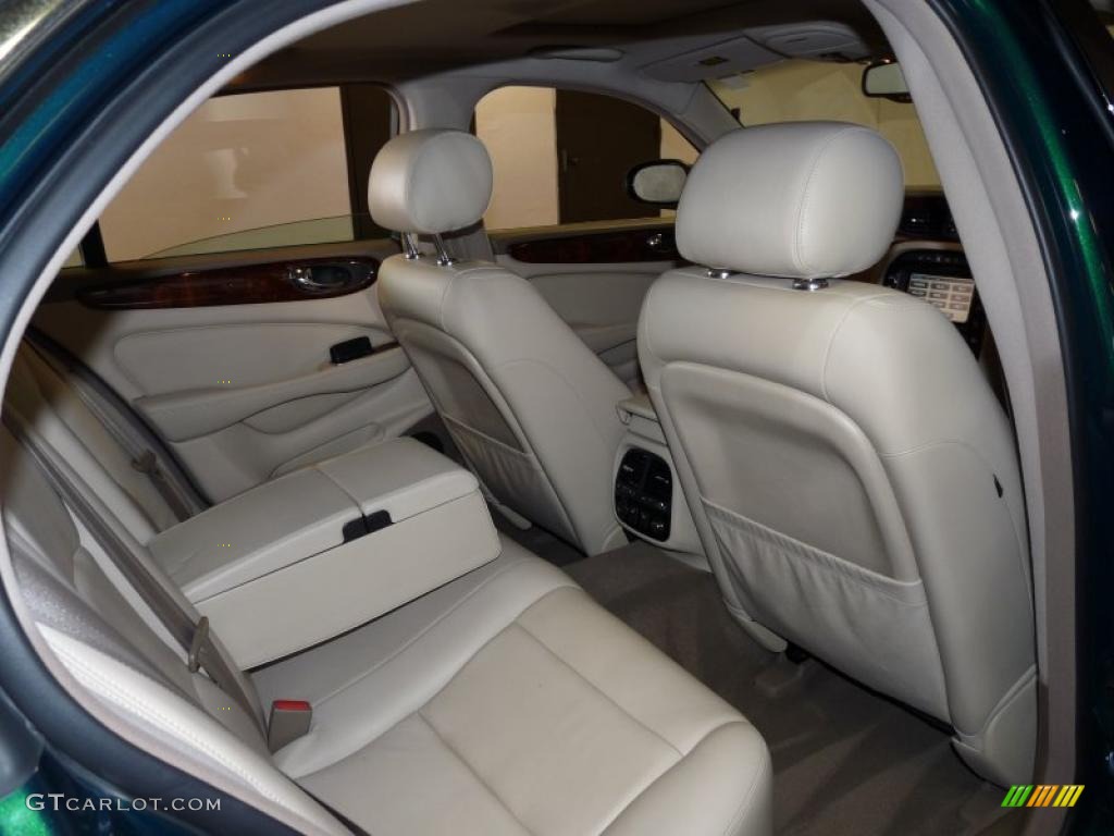 2004 XJ XJR - Jaguar Racing Green Metallic / Sand photo #26