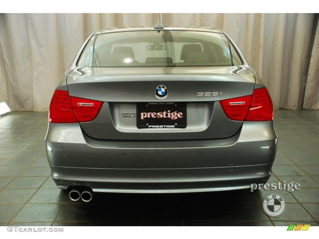 2010 3 Series 328i xDrive Sedan - Space Gray Metallic / Black photo #3