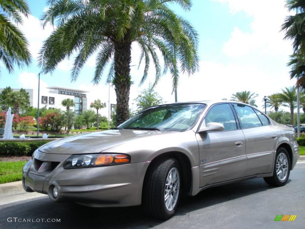 2000 Bonneville SLE - Light Bronzemist Metallic / Camel photo #2