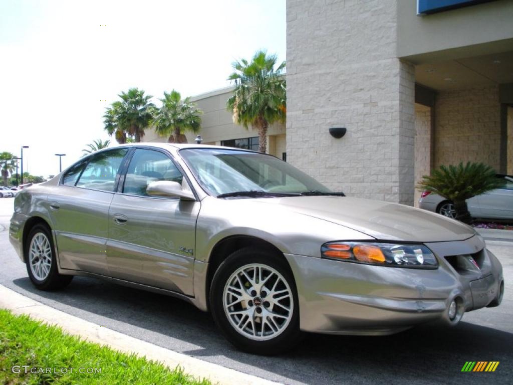 2000 Bonneville SLE - Light Bronzemist Metallic / Camel photo #4