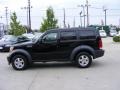 Black - Nitro SXT 4x4 Photo No. 5
