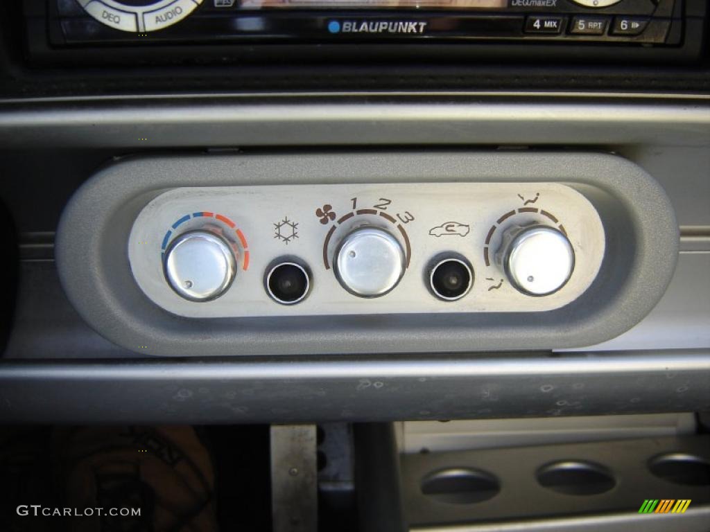 2006 Lotus Elise Standard Elise Model Controls Photo #29722959