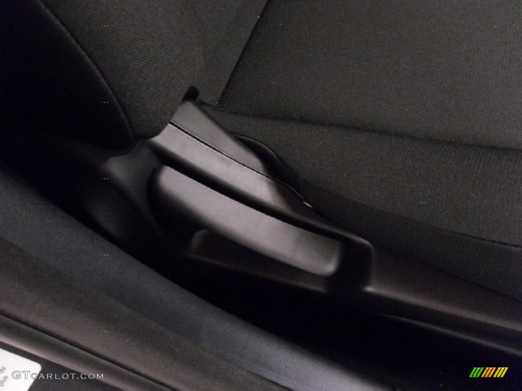 2010 Lancer DE - Graphite Gray Pearl / Black photo #20