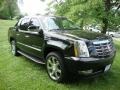 Black Raven - Escalade EXT AWD Photo No. 4