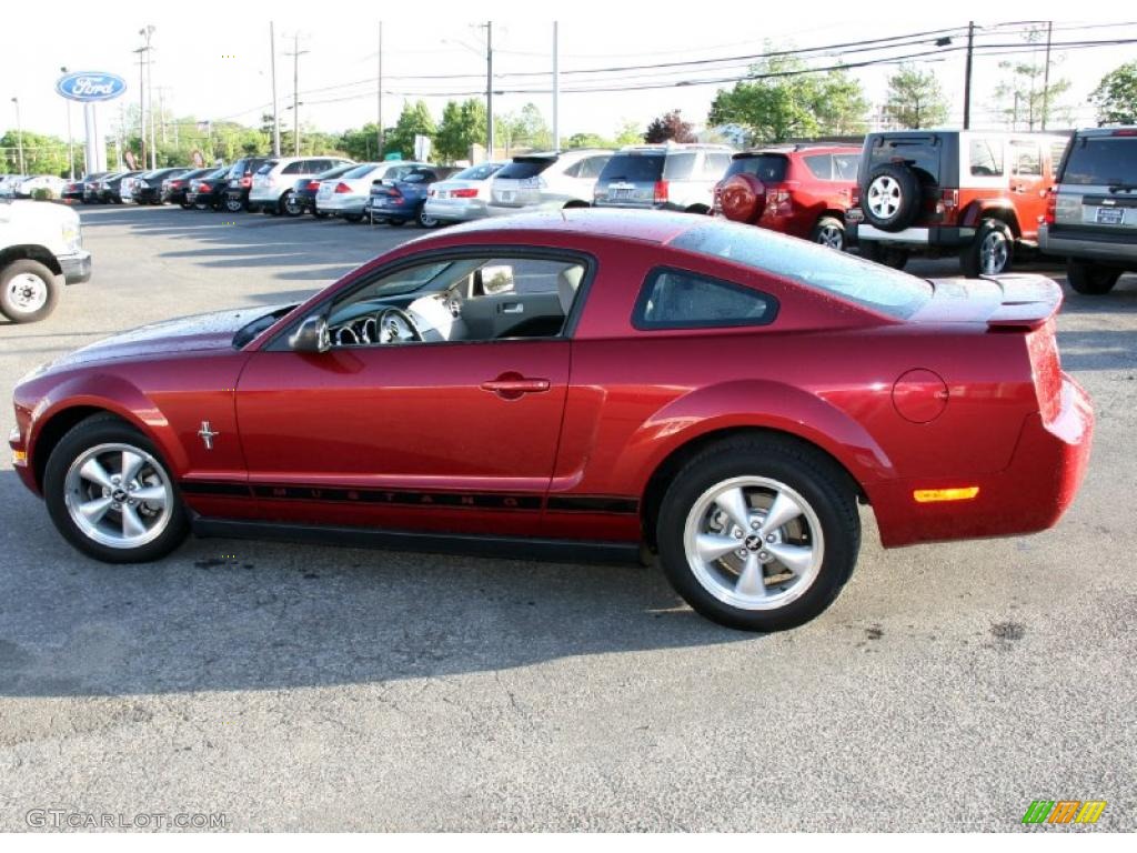 2007 Mustang V6 Deluxe Coupe - Redfire Metallic / Light Graphite photo #9