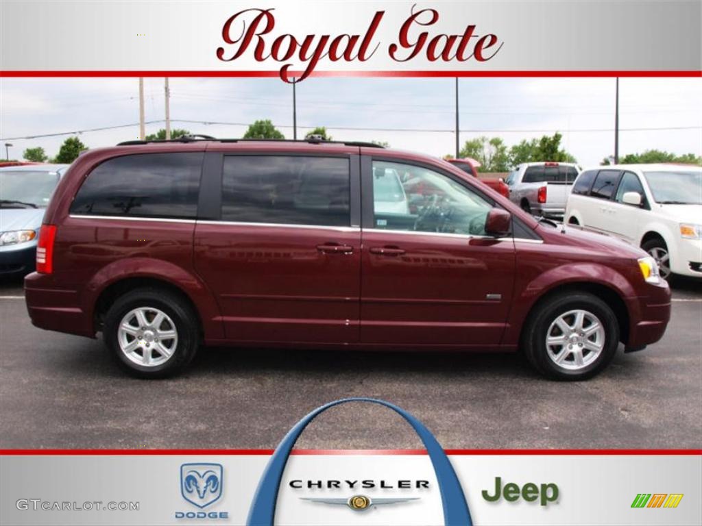 Deep Crimson Crystal Pearlcoat Chrysler Town & Country