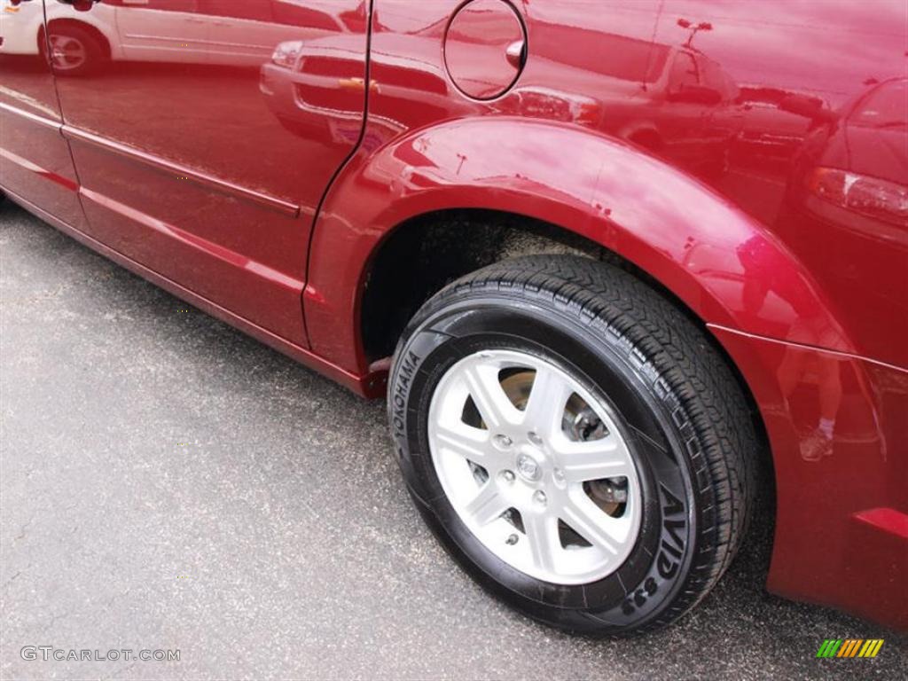 2008 Town & Country Touring - Deep Crimson Crystal Pearlcoat / Medium Slate Gray/Light Shale photo #4