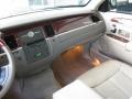 2005 Charcoal Beige Metallic Lincoln Town Car Signature Limited  photo #17
