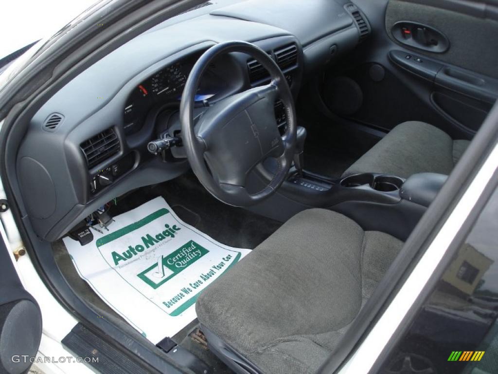 1996 Cutlass Supreme SL Sedan - Bright White / Pewter photo #7