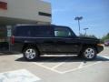 Black Clearcoat - Commander Sport 4x4 Photo No. 2