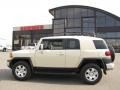Sandstorm Metallic - FJ Cruiser 4WD Photo No. 1