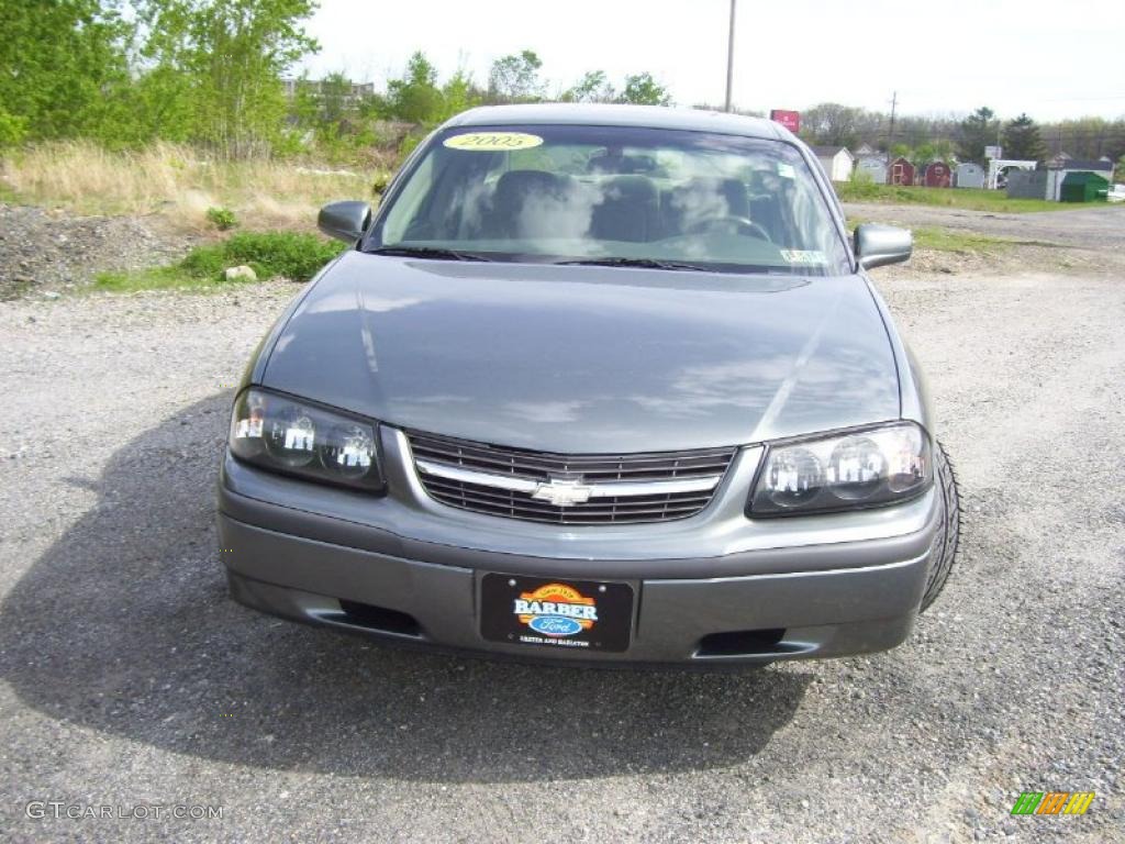2005 Impala  - Medium Gray Metallic / Medium Gray photo #2