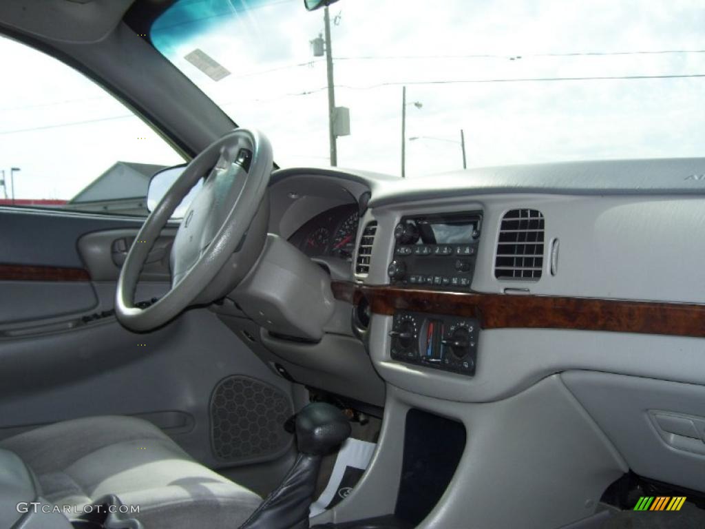 2005 Impala  - Medium Gray Metallic / Medium Gray photo #10