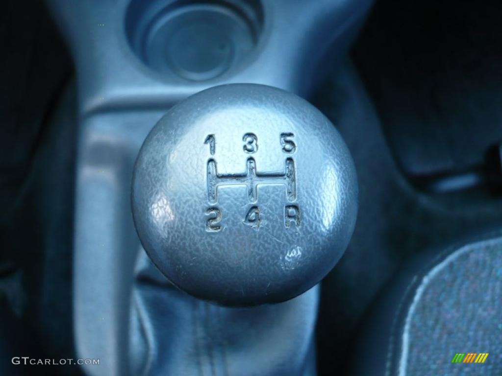 1997 Cavalier Coupe - Bright White / Graphite photo #16
