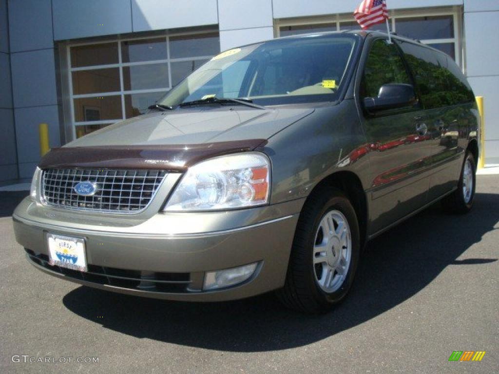 Spruce Green Metallic Ford Freestar