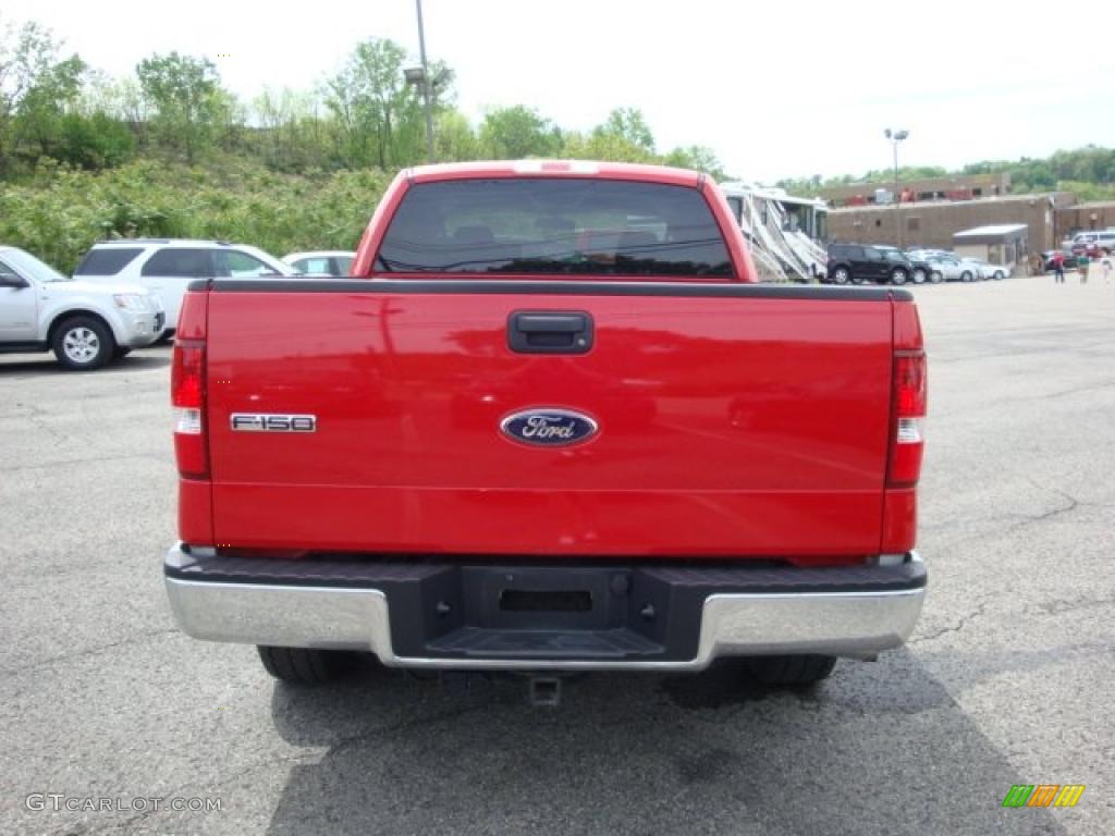 2008 F150 XLT SuperCrew 4x4 - Bright Red / Medium Flint Grey photo #4