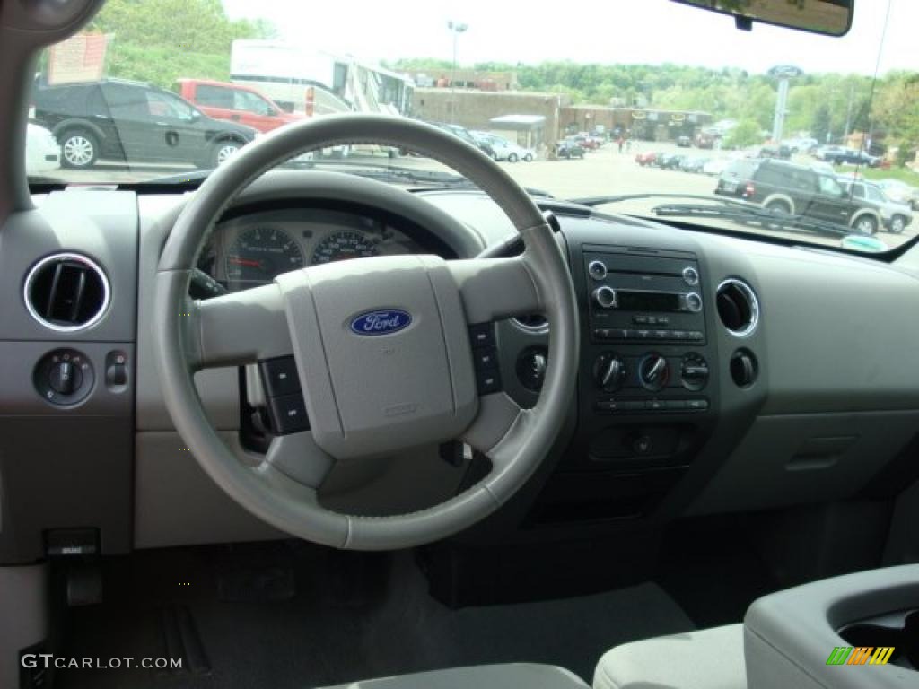 2008 F150 XLT SuperCrew 4x4 - Bright Red / Medium Flint Grey photo #14