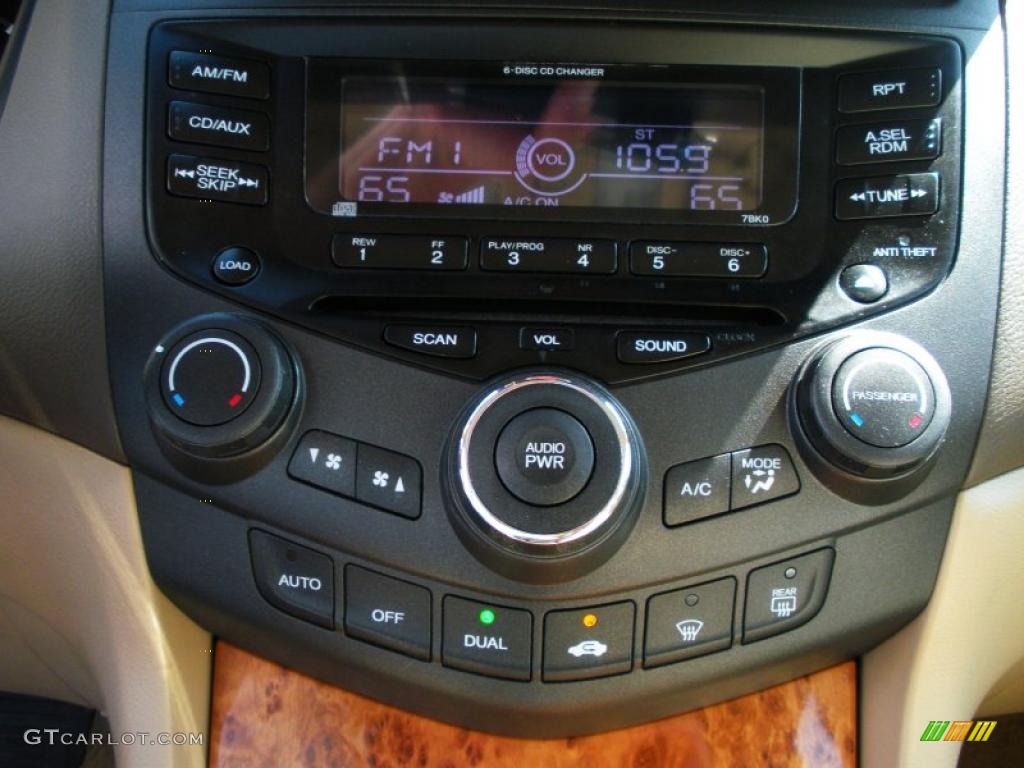 2003 Accord EX-L Sedan - Taffeta White / Ivory photo #23