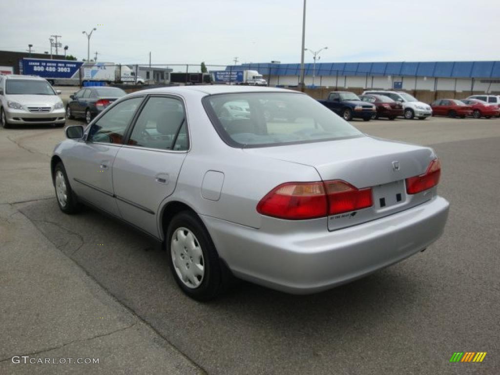 2000 Accord LX Sedan - Satin Silver Metallic / Lapis photo #2